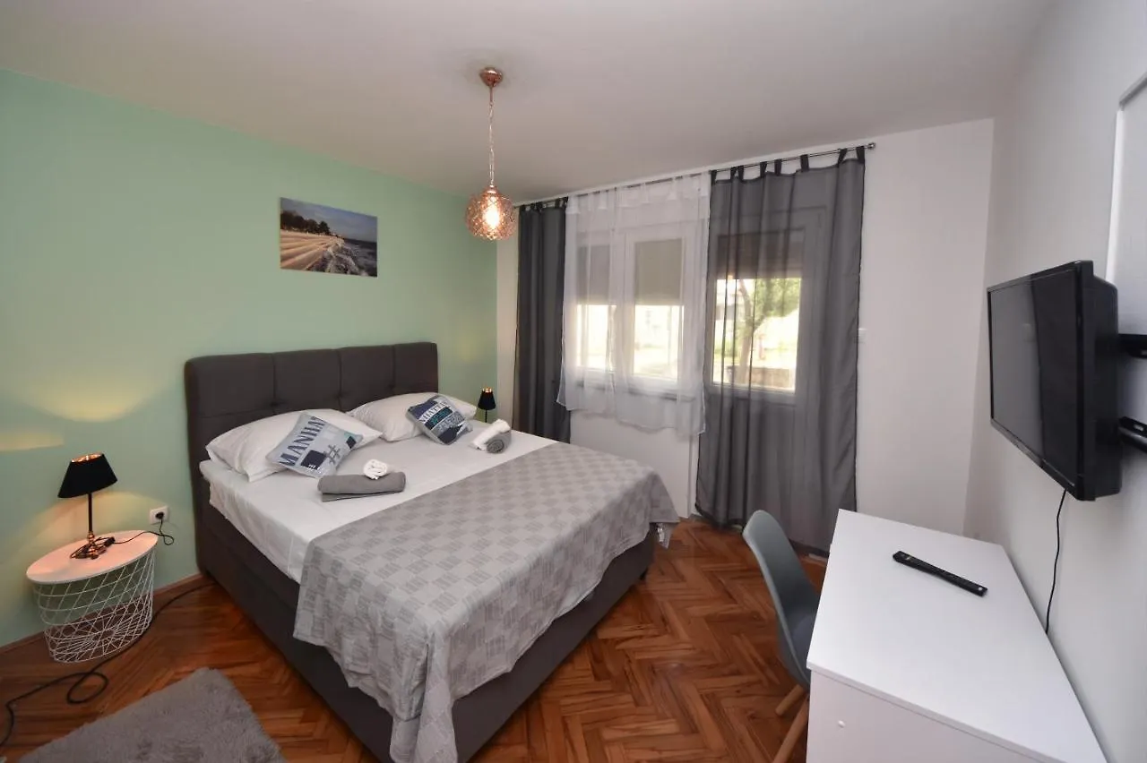 Two Bedroom Apartment Marinero Zadar