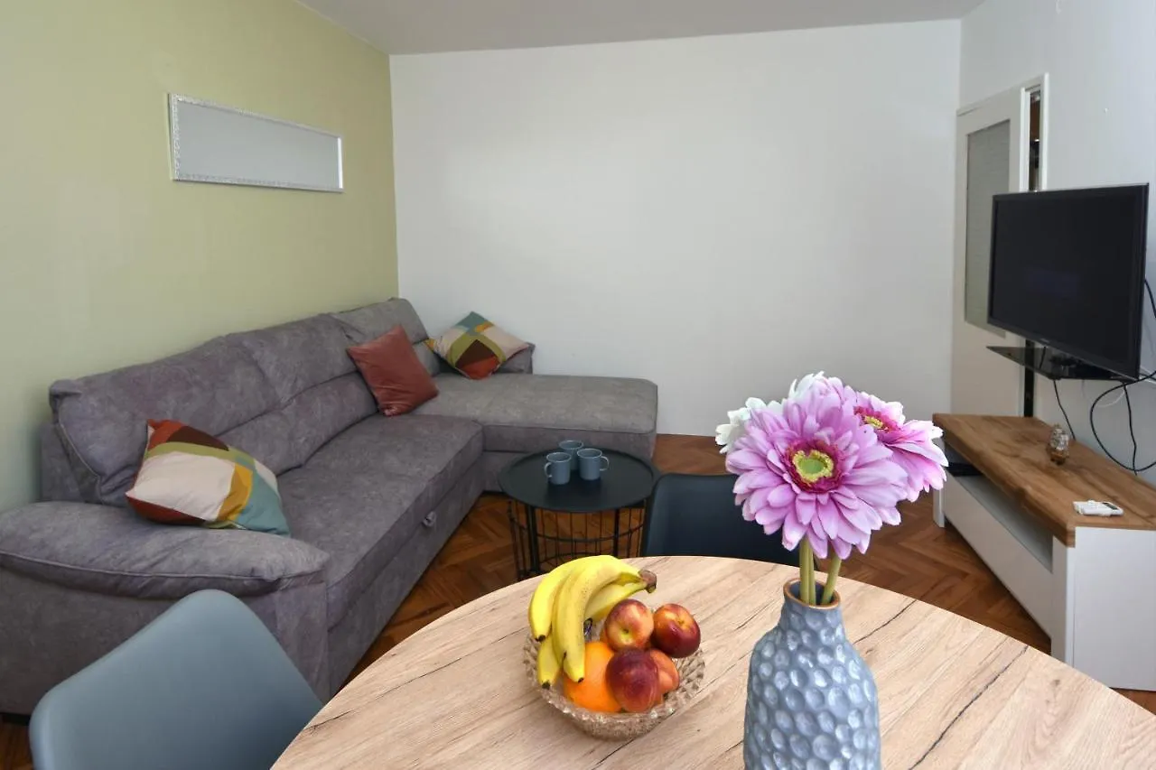 Two Bedroom Apartment Marinero Zadar 0*,