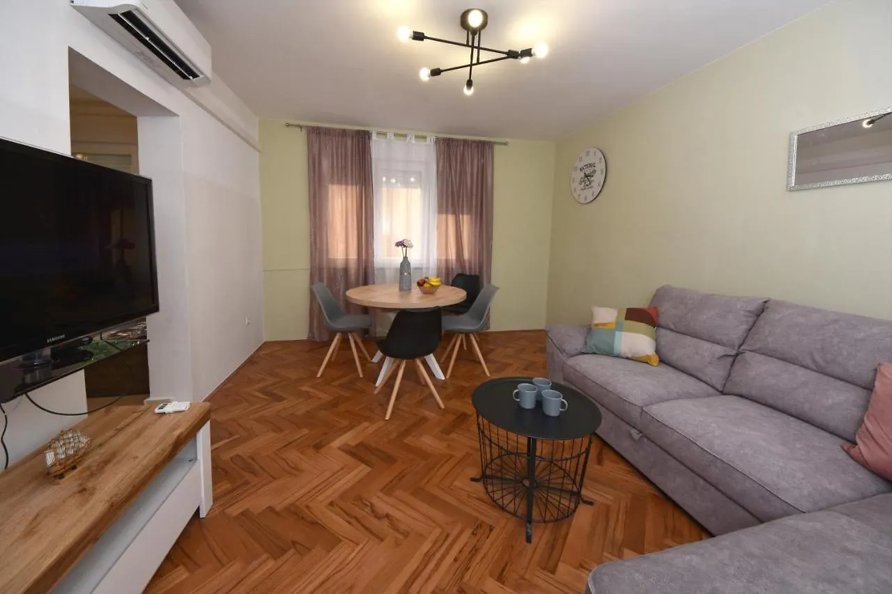 Two Bedroom Apartment Marinero Zadar Chorwacja