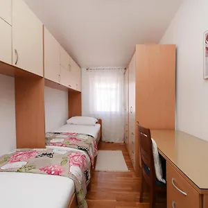 Lola Maria 2 Zadar